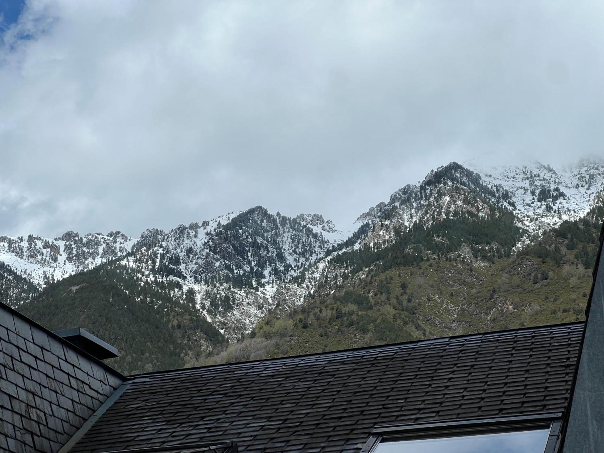 Apartmán Casa La Muga Benasque Exteriér fotografie